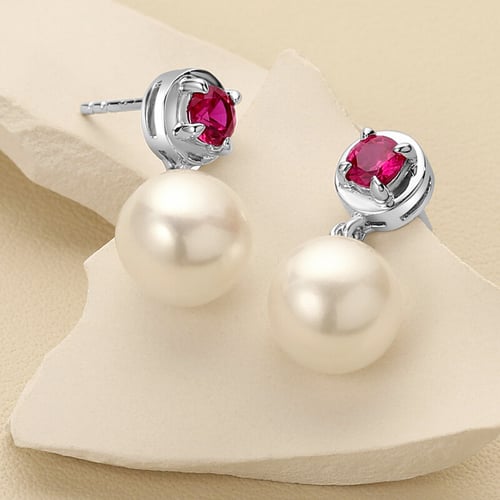 Silbernes Set aus Perlenschmuck mit Lab Grown Rubinen Jasna