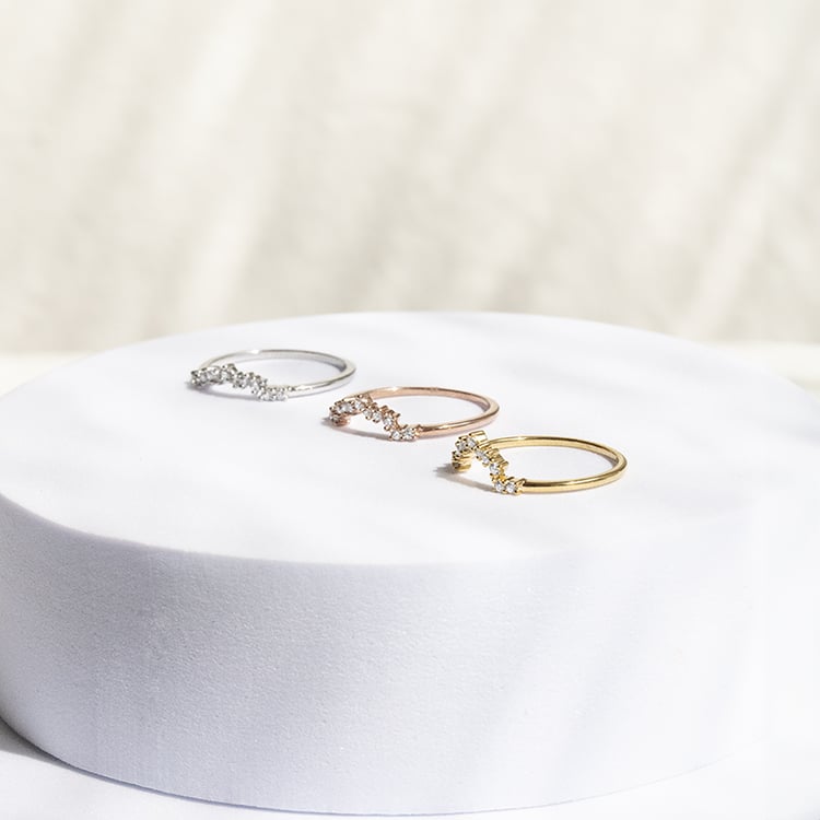 Ring in V-Form mit runden Lab Grown Diamanten Callum 141758