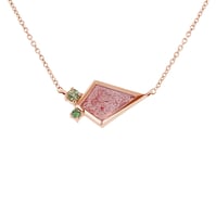 Halskette mit erdbeerrotem Achat, Olivin und Tsavoritgranat Milly