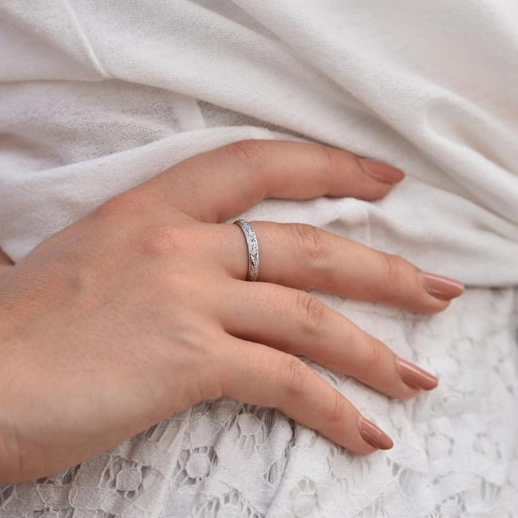 Goldener Vintage-Ring mit Gravur Tertia 82863