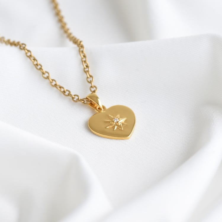 Goldene Kollektion in Herzform mit Diamanten Esmail 81646