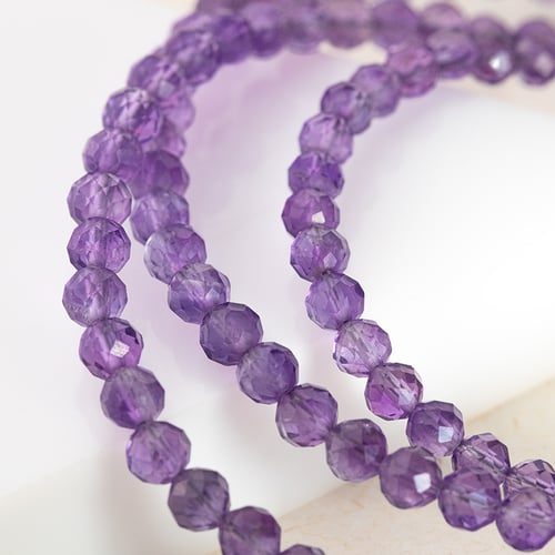Silbernes Armband mit Amethyst-Perlen Halick