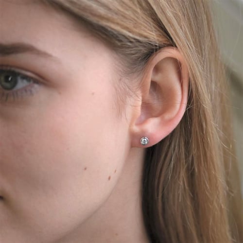Minimalistische Ohrringe mit Diamanten Pavline