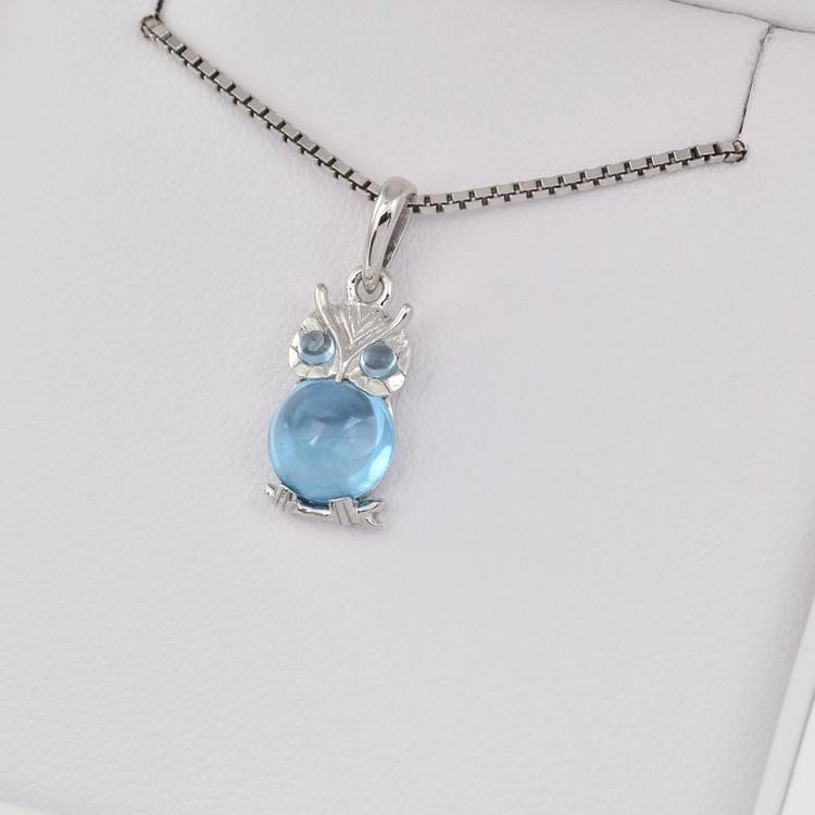 Anhänger in Eule Form in Topas 28572