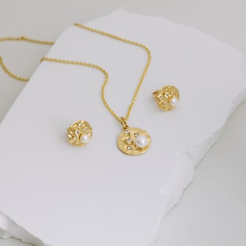 Silbernes Schmuckset mit Perlen und weißen Topasen Darleen