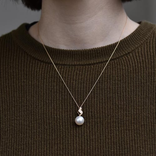 Anhänger mit Diamanten Golya