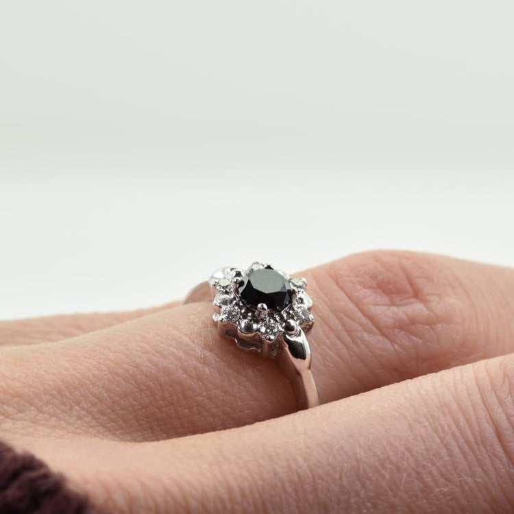 Ring mit Diamant 27829