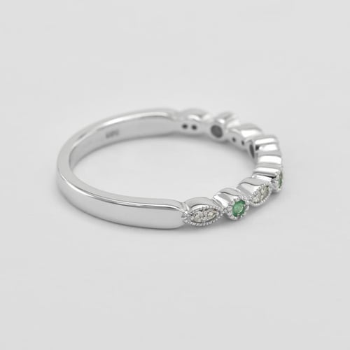 Memoirering mit Smargden und Diamanten Alanis