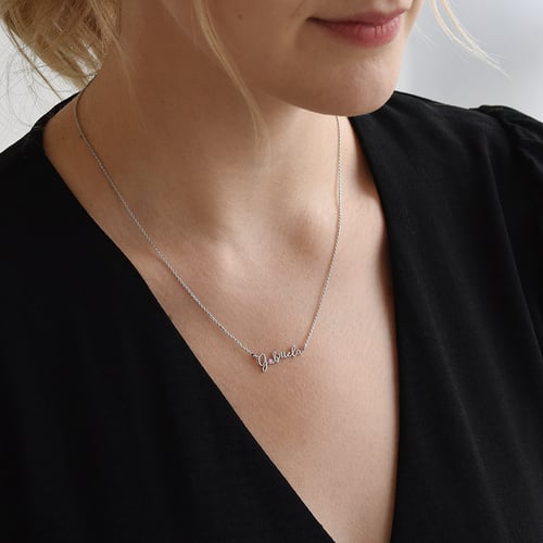 Goldene Kette mit Namen und Edelstein Harlow