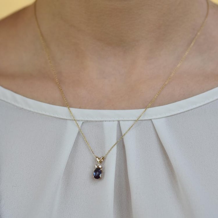 Goldanhänger mit Alexandrit und Diamanten Tamatha 27676