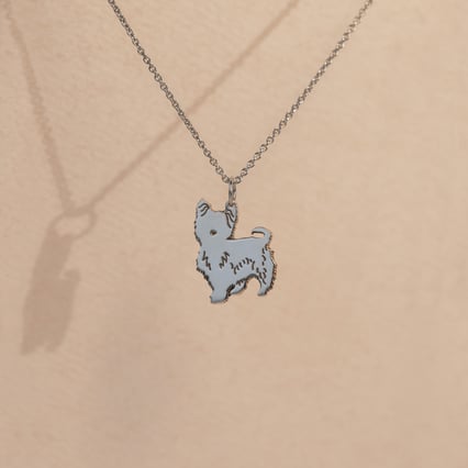 Anhänger in Form eines Hundes mit Gravur Yorkshire