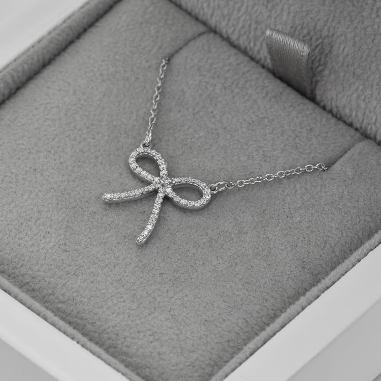 Schleife Anhänger mit Diamanten in Eppi-Geschenkbox 43691