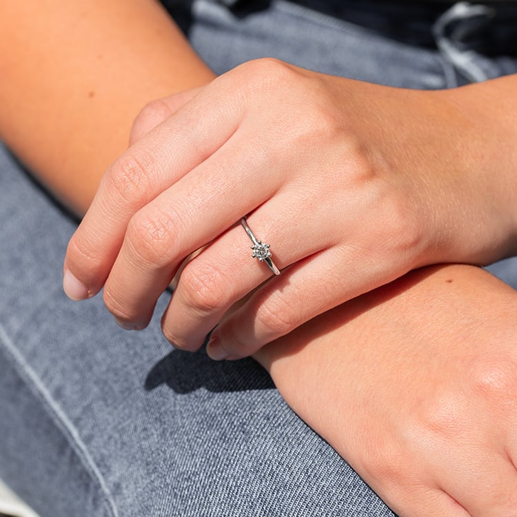 Verlobungsring mit 0.30ct IGI-zertifiziertem Diamanten Camila 143889