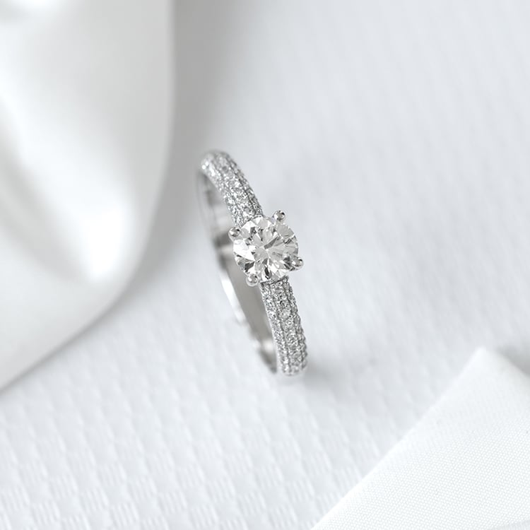 Verlobungsring aus Gold mit 0.30ct GIA zertifiziertem Diamanten Kristen 125647