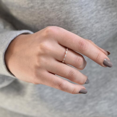 Silberner Eternity-Ring mit Lab Grown Diamanten Talita