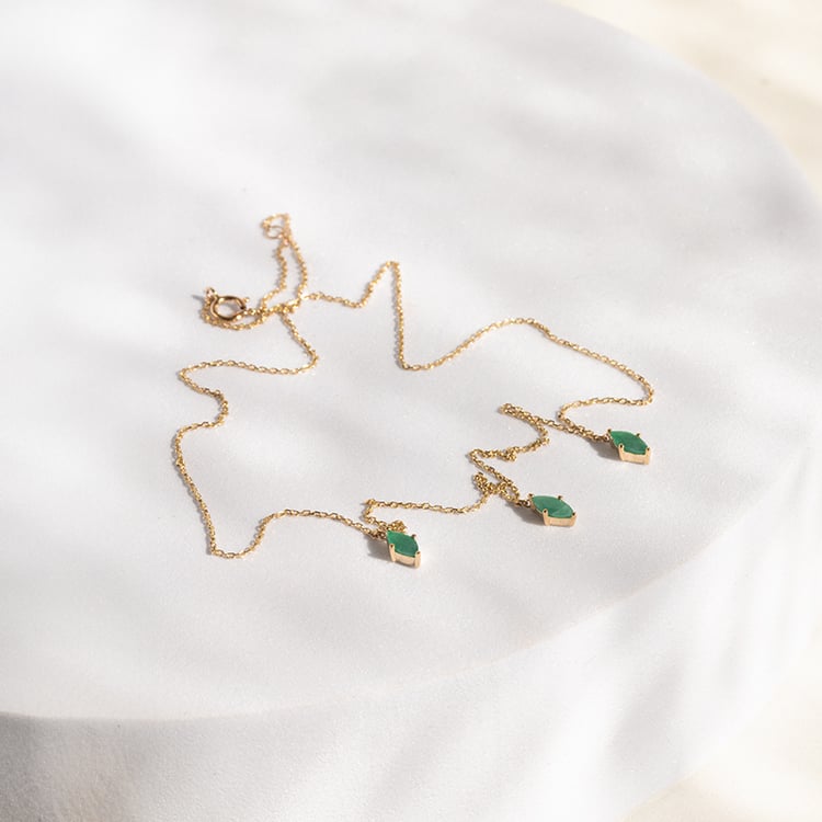 Goldene Kette mit brasilianischen Smaragden 142721