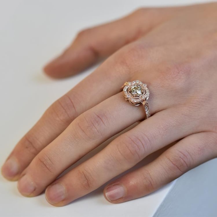 Verlobungsring im Vintage-Stil aus Gold mit Diamanten Lomenie 35767