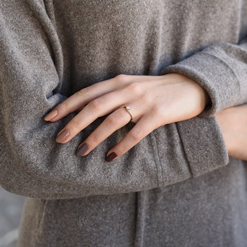 Verlobungsring mit Diamant Nami