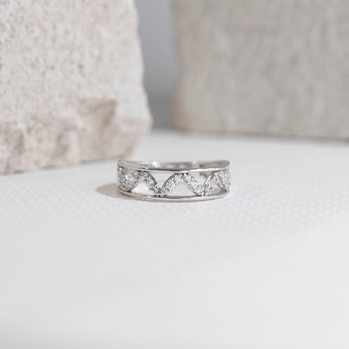 Atypischer Eternity-Ring mit Diamanten Borys