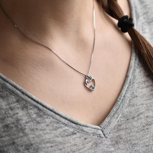 Silberner Anhänger Mutter und Kind mit Aquamarin und Diamant Ella