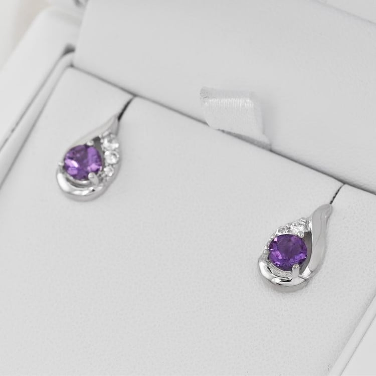 Silberohrringe mit Zirkonia und Amethyst in Eppi-Geschenkbox 27078