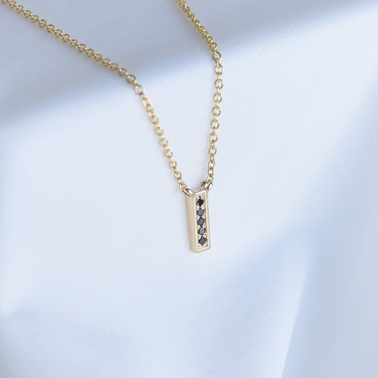 Halskette mit schwarzen Diamanten 92673