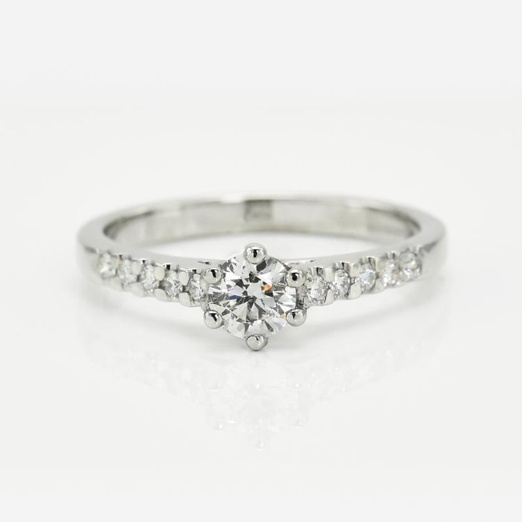 Diamantring aus Platin 11710