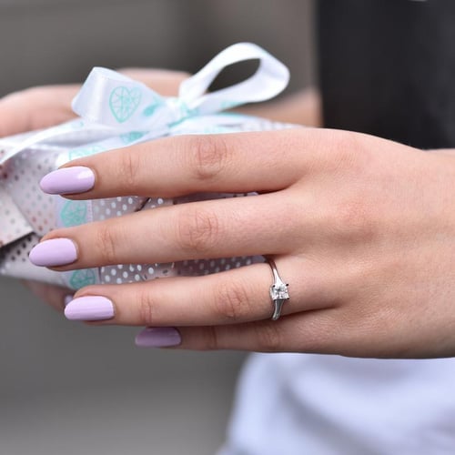 Verlobungsring mit Princess-Moissanit Tamalika
