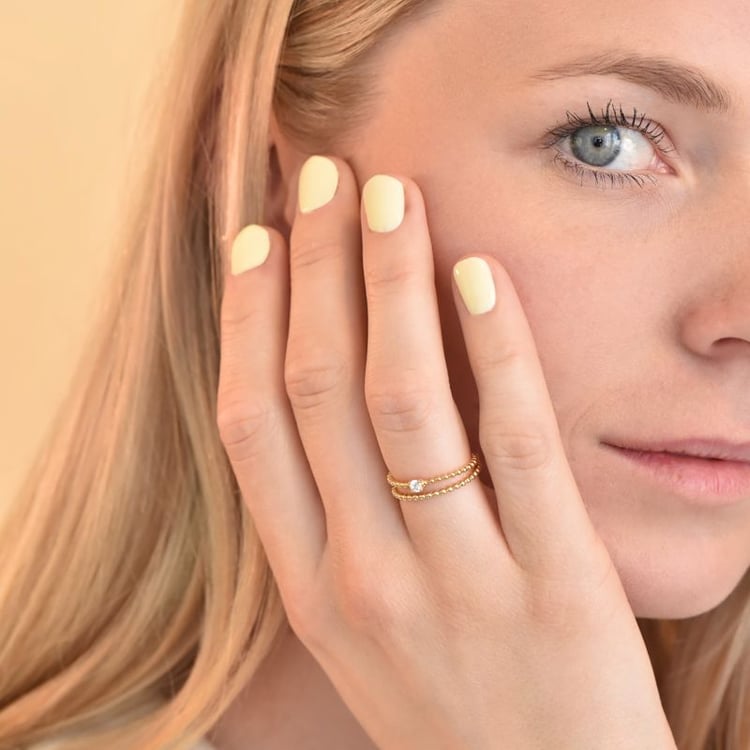 Verlobungsring aus Kugeln mit einem Diamanten Kaiya 106054