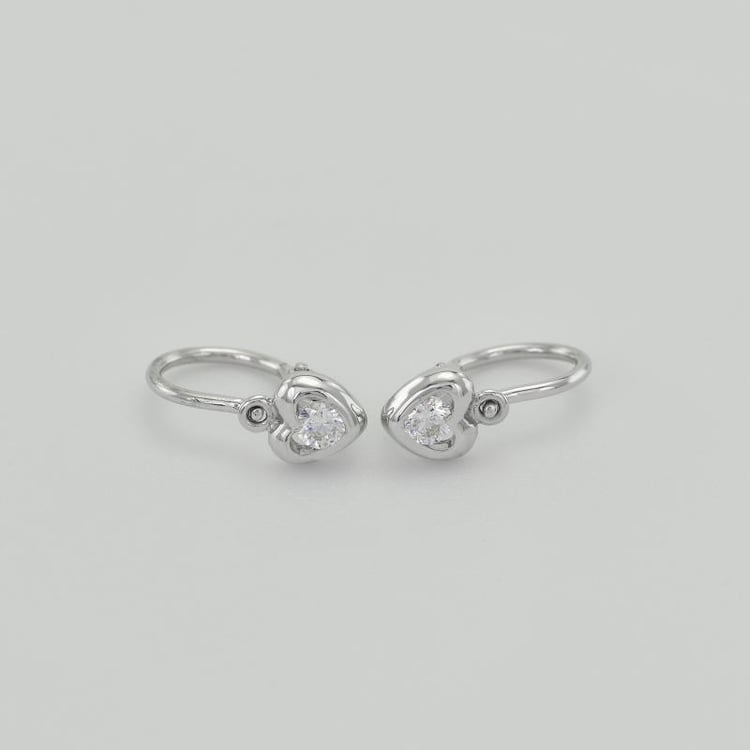 Goldene Ohringe für Kinder mit einem Herzen und Moissaniten Aurora 105001