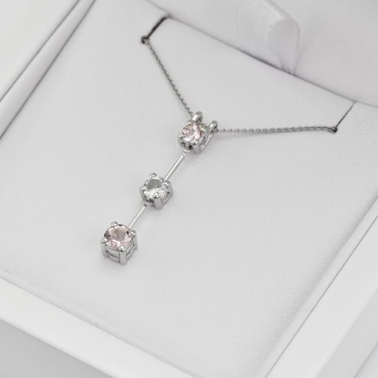 Goldene Anhänger Vergangenheit-Gegenwart-Zukunft mit Morganiten und Topas 37505