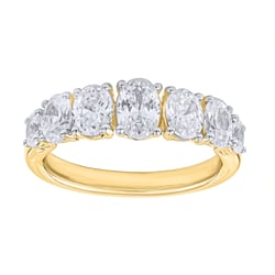 Goldring mit ovalen Naturdiamanten Rasel