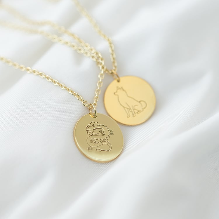 Silberner personalisierter Halskette mit chinesischem Tierkreiszeichen 135056