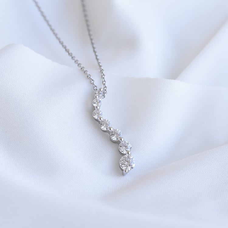 Elegante Anhänger mit glänzenden Diamanten Jessica 85739