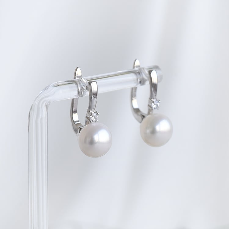 Silberohrringe mit Perlen und Zirkonen Serina 88047