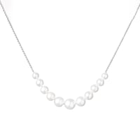 Elegante silberne Kette mit Perlen Liber