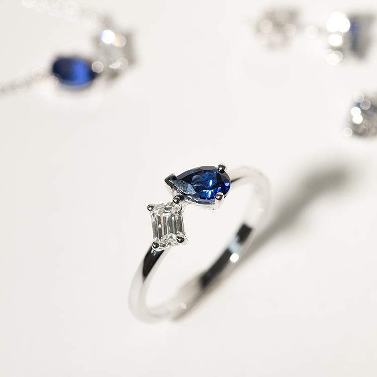 Toi et moi Ring mit Lab Grown Diamant und Saphir Maite 134777
