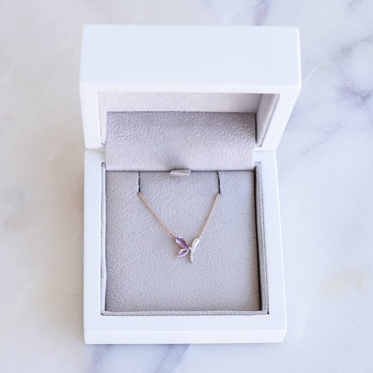 Anhänger mit Edelsteinen in Schmetterlingform Nesim 87415