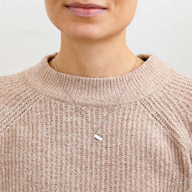 Anhänger mit ausgeschnittenem Buchstaben Alfabet 133260