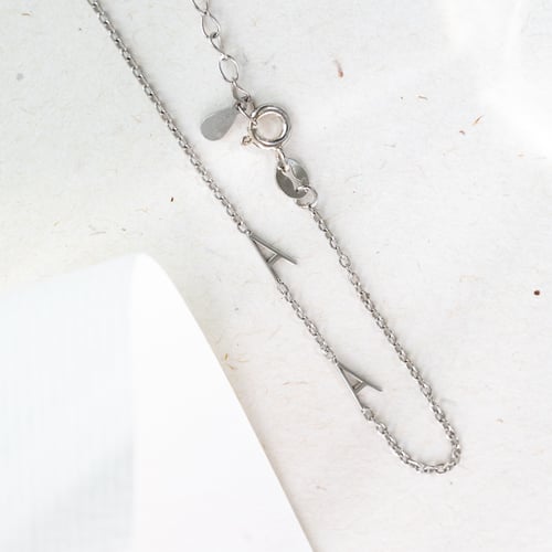Silbernes Armband mit 2 Buchstaben Ihrer Wahl Annika
