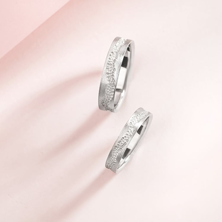 Goldene matte Eheringe Bobble 155230