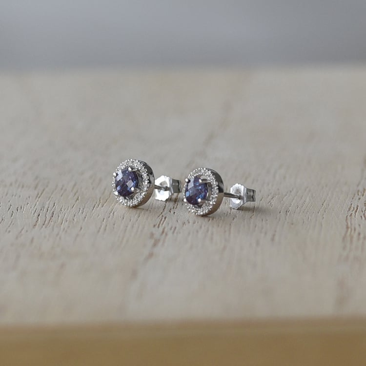 Alexandrite und Topase in goldenen Ohrringen Badulf 62774