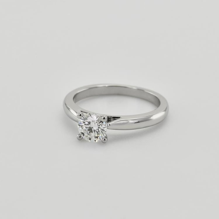 Verlobungsring aus Platin mit einem 0.30 GIA-zertifizierten Diamanten Jasapal 125412