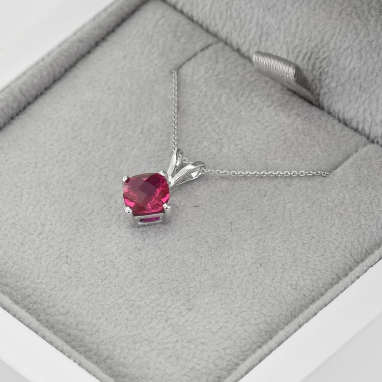 Elegante Kollektion mit Rubinen Sherry 14776