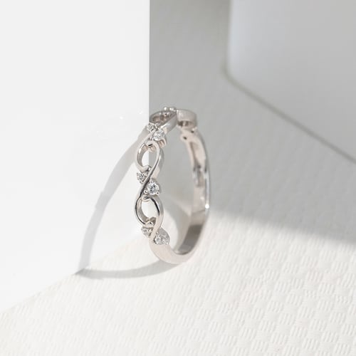 Romantischer Eternity-Ring mit Diamanten Ellwood