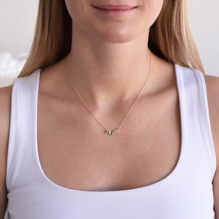 Anhänger mit Smaragd, Amethysten und Diamanten Yash 87046