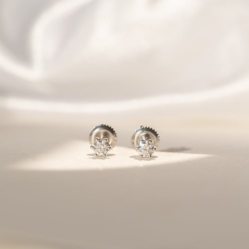 MInimalistische Ohrstecker mit Diamanten Jayne