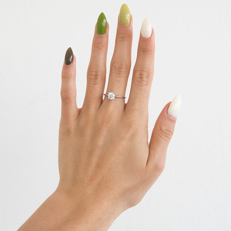 Verlobungsring mit einem Diamanten in Kissenform Macey 121329