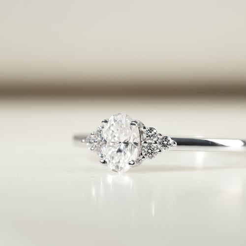 Verlobungsring aus Gold mit 0.54ct IGI-zertifiziertem Lab Grown Diamanten Sheldo