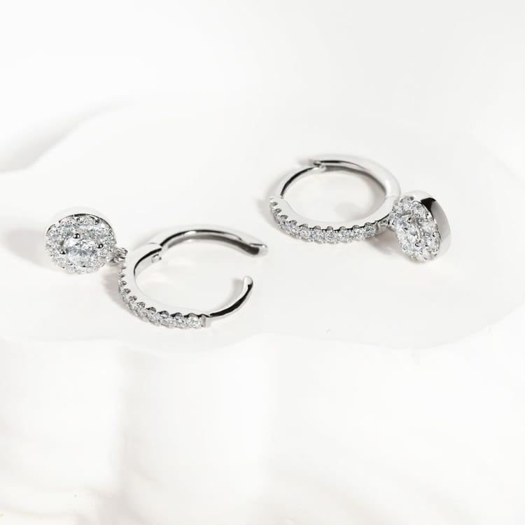 Silberne runde Ohrringe mit Lab Grown Diamanten 158723